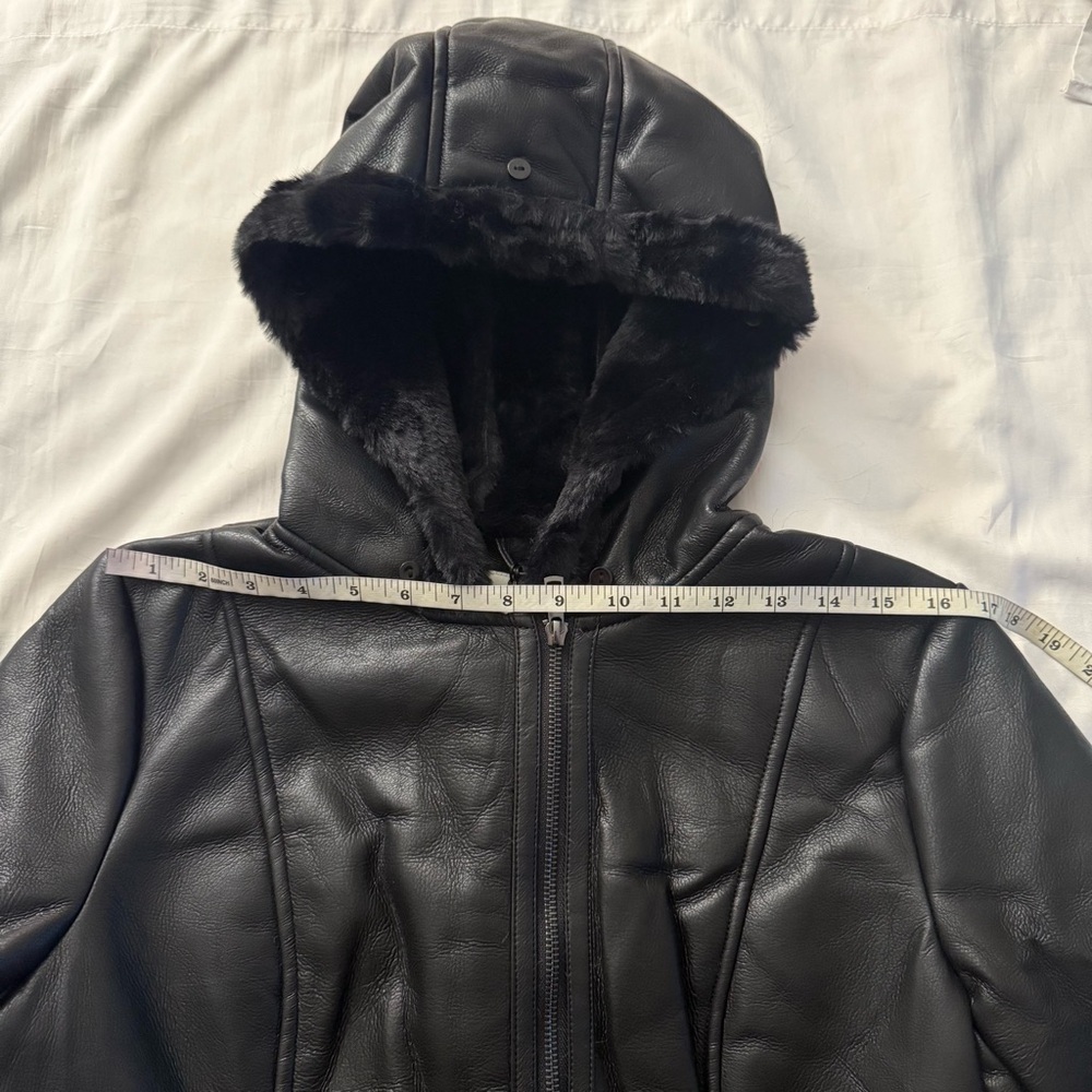 Black PU leather long jacket with sherpa lining removable faux fur on hoodie - Picture 9 of 14
